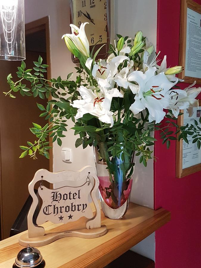 Chrobry Hotel Szprotawa Luaran gambar