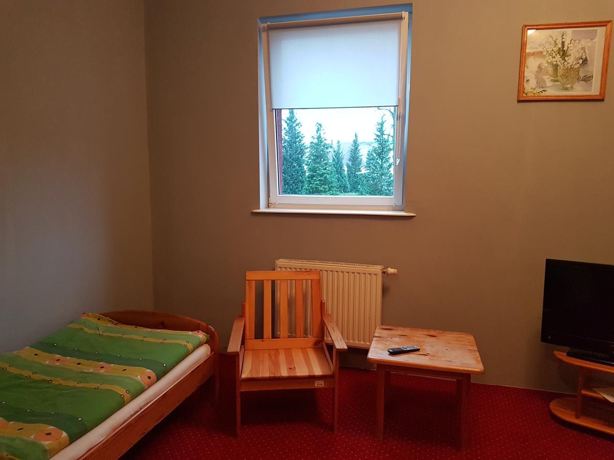 Chrobry Hotel Szprotawa Luaran gambar