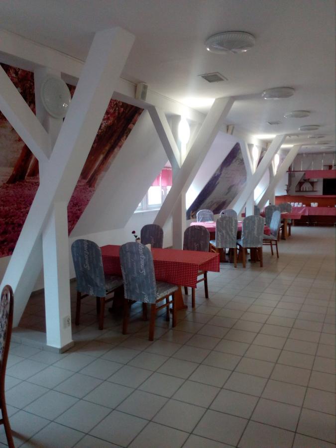 Chrobry Hotel Szprotawa Luaran gambar